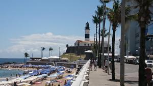 FLAT O POINT do CARNAVAL do FAROL da BARRA