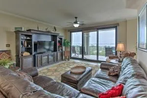 Ornate Resort Condo with Balcony, Pool, Water Views! - Rabbit Island