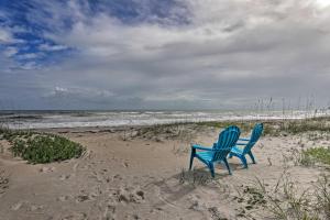 Next to Turtle Preserve Oceanside Florida Retreat
