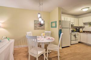 Steps to Beach and Pool Area Hilton Head Condo