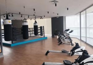 ONE Luxury Suite Super King Bed & Volcano View