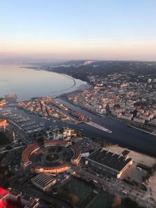 Hotels Kyriad Martigues Sud : photos des chambres