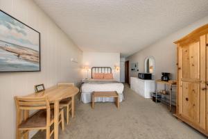 Pacific Sands Resort