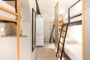 Nílu Puerto Escondido by Selina