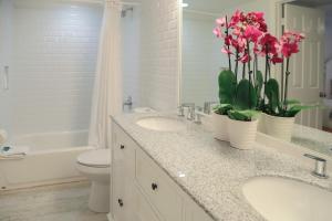 Ocean Pointe Suites at Key Largo