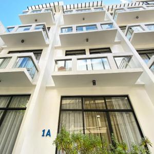 Luxx Boutique Boracay