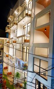 Luxx Boutique Boracay
