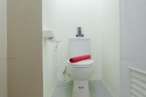 Cozy 2BR Bogorienze Apartment near Nirwana Residence By Travelio