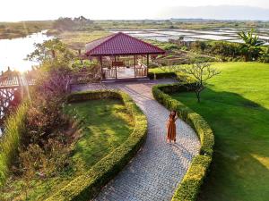 Maing Thauk Village, Inle Lake, Nyaung Shwe Township, Myanmar (Burma).