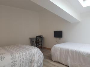 Hotels Le Saint Jean : photos des chambres