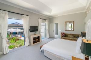 CM26 - Pezula Heavenly Sunset