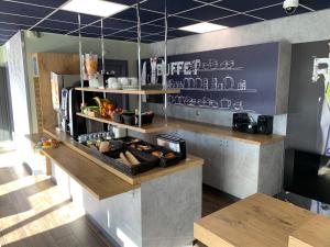 ibis budget Mantes-la-Jolie photo 12