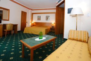 Quadruple Room room in Hotel Estense