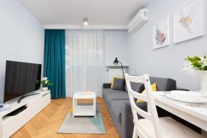 Mokotow Business Center Apartments by Noclegi Renters