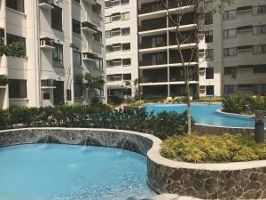 Contemporary Style in the heart of Tagaytay City