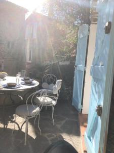 Appartements maison de vacances Medievale Bormes-les-Mimosas village : photos des chambres