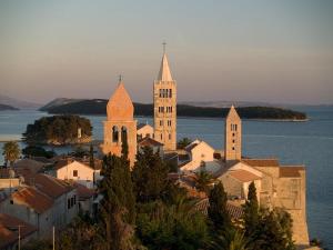 LUX attic old town Rab