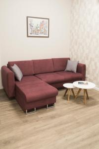 Green Hill Apartments