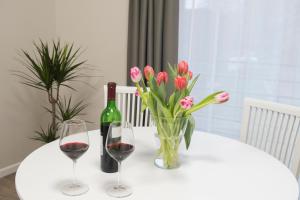 Green Hill Apartments