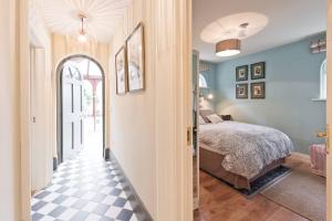 The Manor Suite at Moyglare House