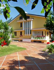 Talu Happiness Therapy Eboli Itaalia