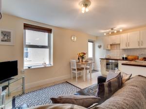 Spacious apartment in Saint Ives near Beach