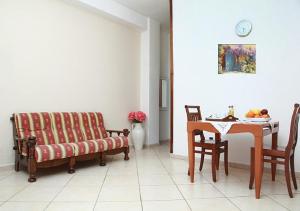 Dream House De Iulio