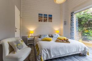 B&B / Chambres d'hotes LES PIEDS DANS L'EAU : photos des chambres