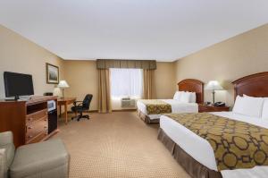 Queen Room - Non-Smoking room in Baymont by Wyndham Fort Morgan