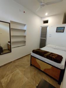 Varah Square Guest House