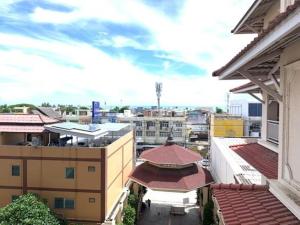 Hua Hin Baanklang Condo by Petch