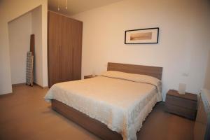 Coastal Cliff, Amalfi 2