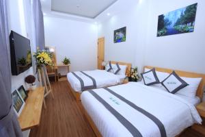 Phòng gia đình có ban công (Family Room with Balcony)