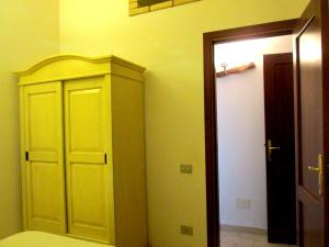 Sardinia Yellow House img23