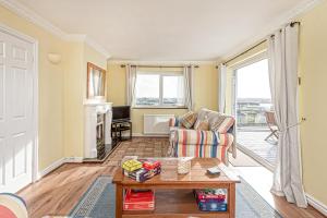 Carnedd - Trearddur Bay - Stanley-Stays