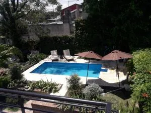 Posada Villa club, Apart 2 cerca de aeropuerto El Palomar - Бильингурст