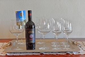 wine apartment le sedici