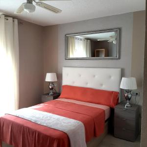 Bright and quiet apartment with ocean view