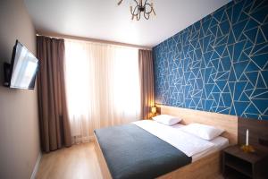 3 bedroom, 2 bathroom Apartment near Forum Lviv