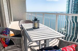 Star Stay Miami Orange Brickell