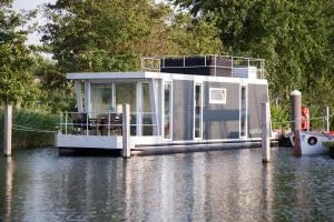 Marinaparcs Almere - 纳尔登