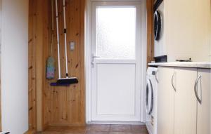 Three-Bedroom Holiday Home In Hejls