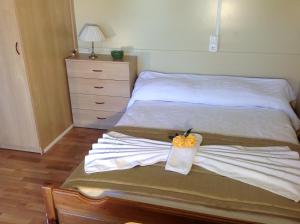 Chrissa Camping Rooms & Bungalows