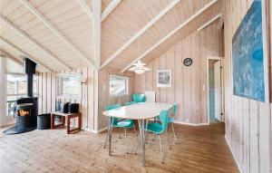 Three-Bedroom Holiday Home In Sydals