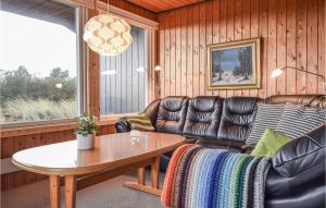 Three-Bedroom Holiday Home In Blavand