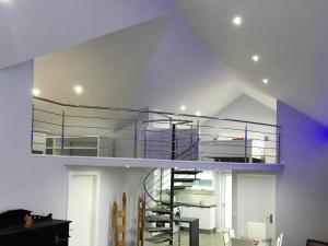 Cottage Quinze & Apartment with Swimming pool