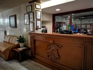 Tangra Hotel - 雅格达