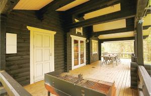 Three-Bedroom Holiday Home In Aakirkeby