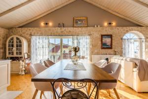 4 hvězdičkov&yacute; apartm&aacute;n Apartments Skoda Novalja Chorvatsko