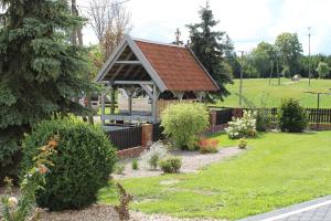 Domki i pokoje nad stawem koło Mrągowa